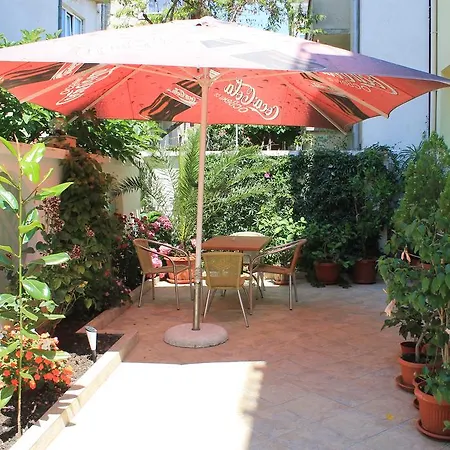 בית הארחה Stela 3*