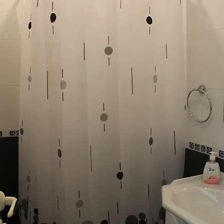 Stela בית הארחה צרבו